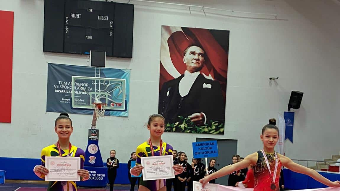 Öğrencimiz Azra Canpolat Cimnastikte Yine İl Şampiyonu